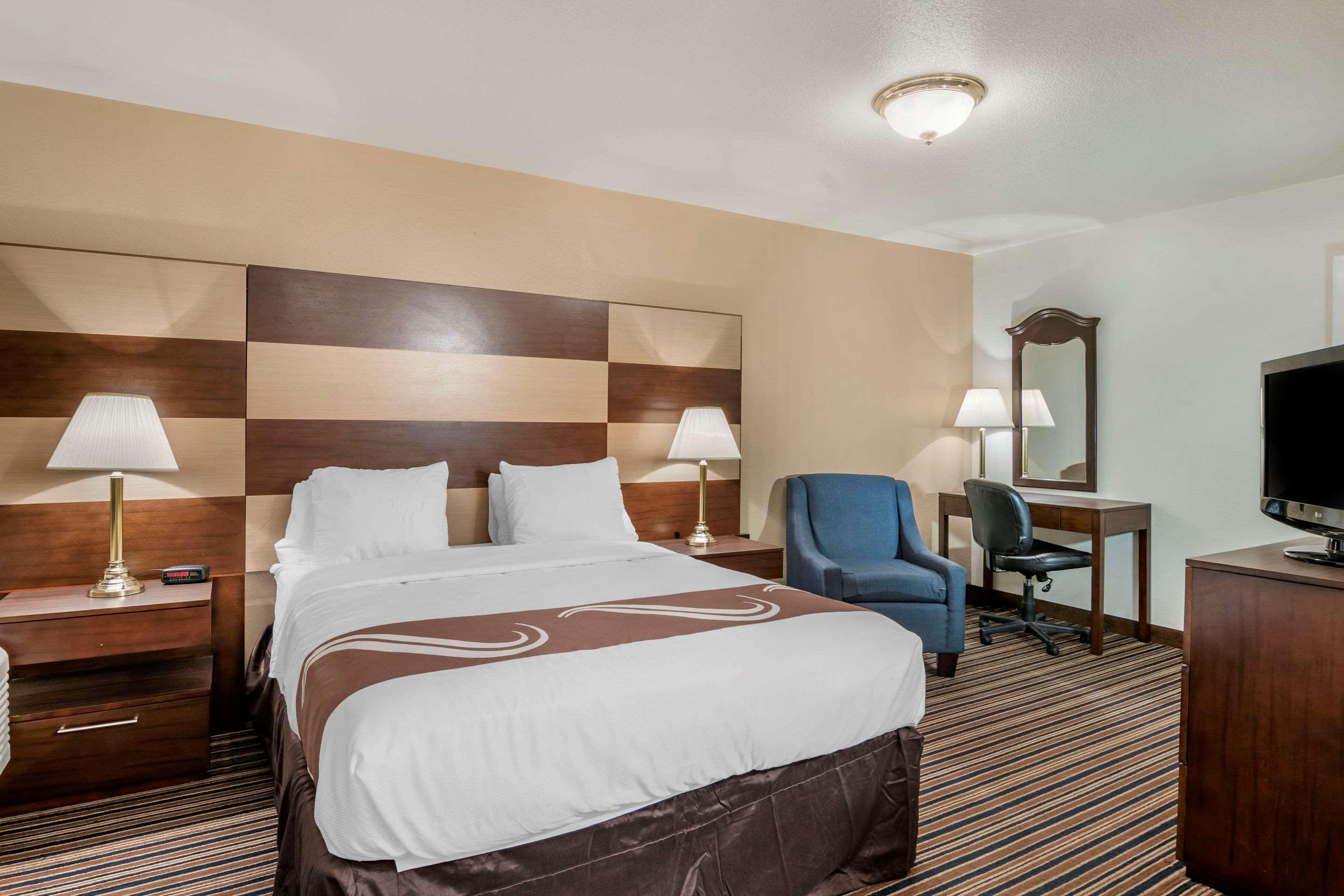Quality Inn Central Roseburg Exterior photo