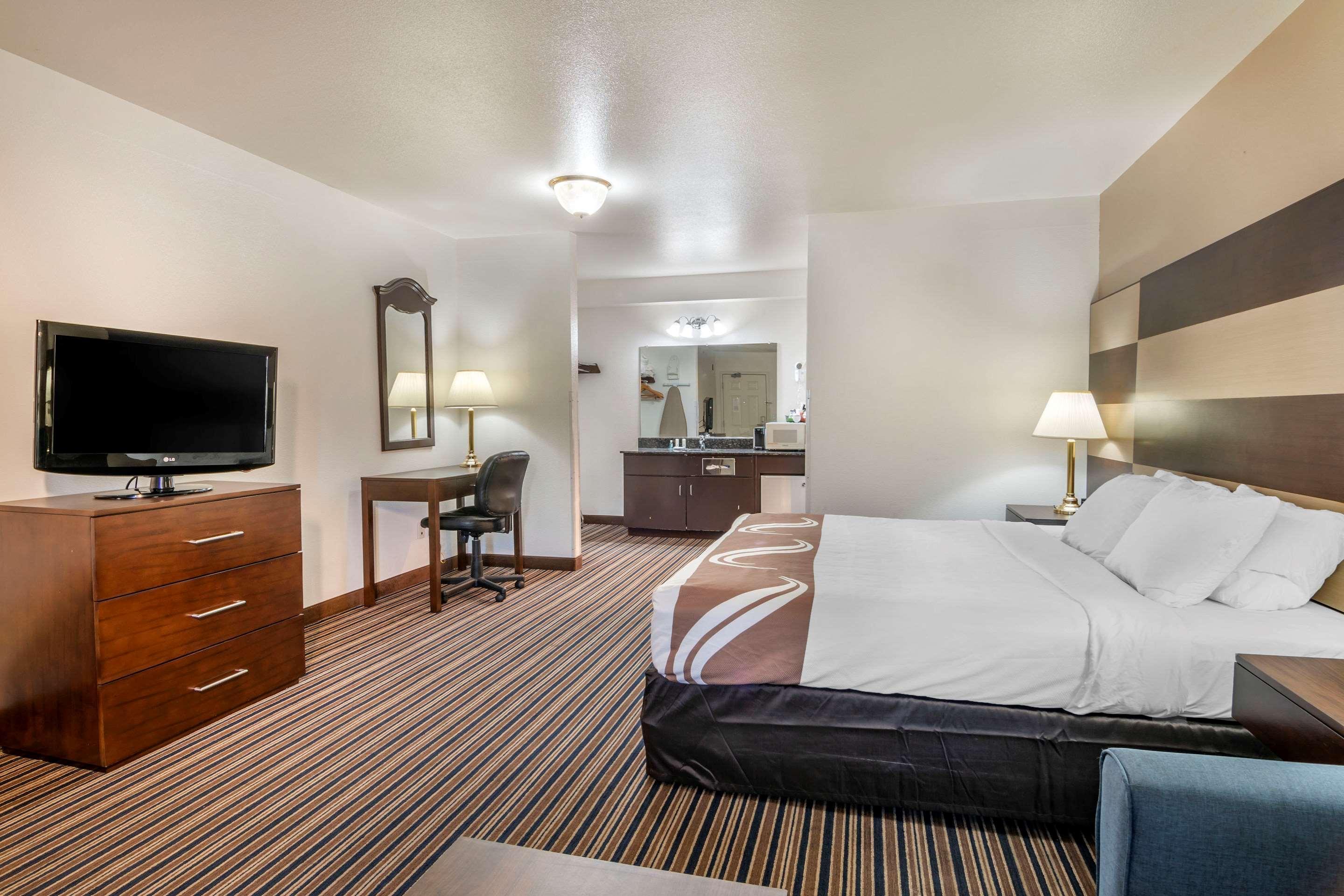 Quality Inn Central Roseburg Exterior photo