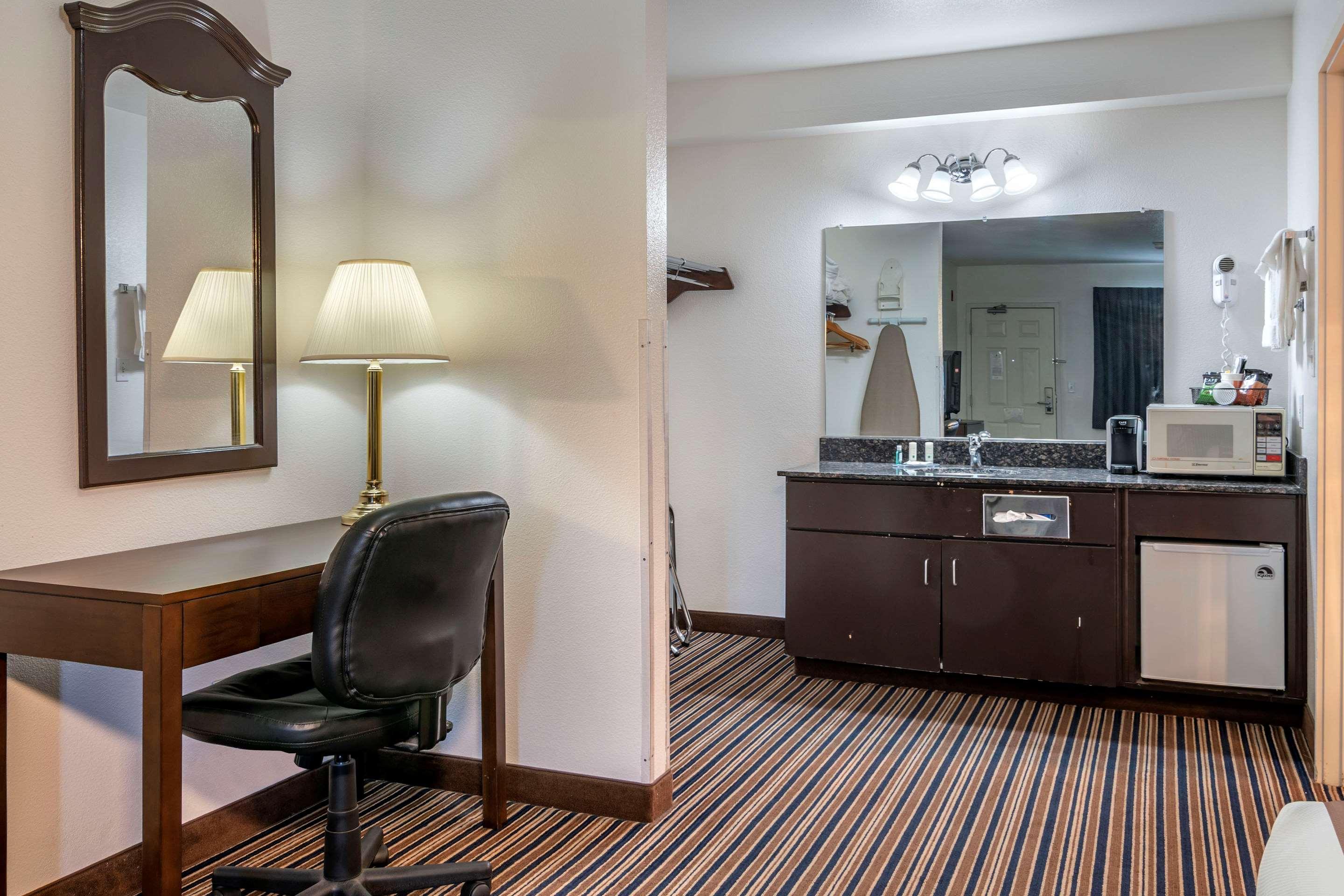 Quality Inn Central Roseburg Room photo