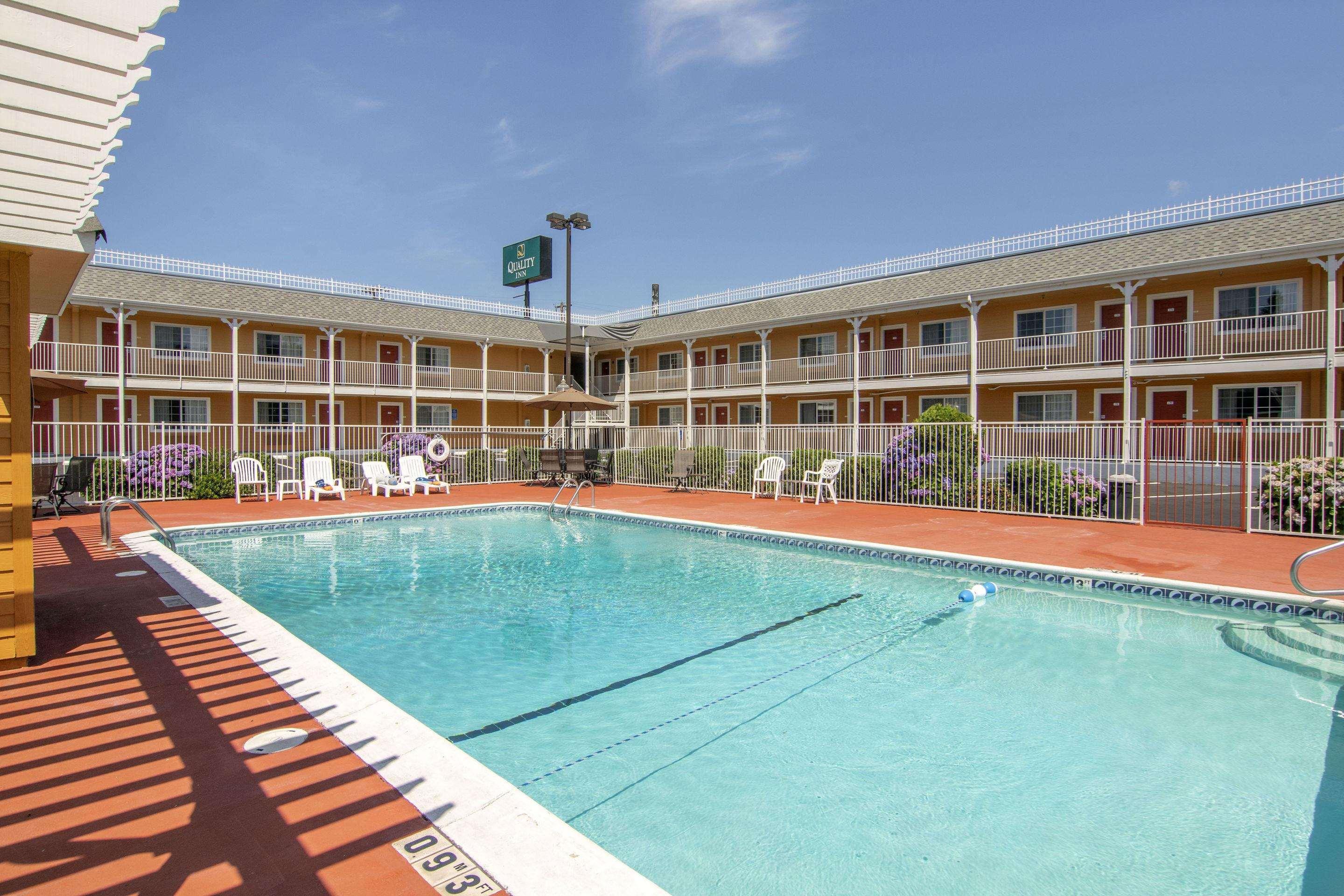 Quality Inn Central Roseburg Exterior photo