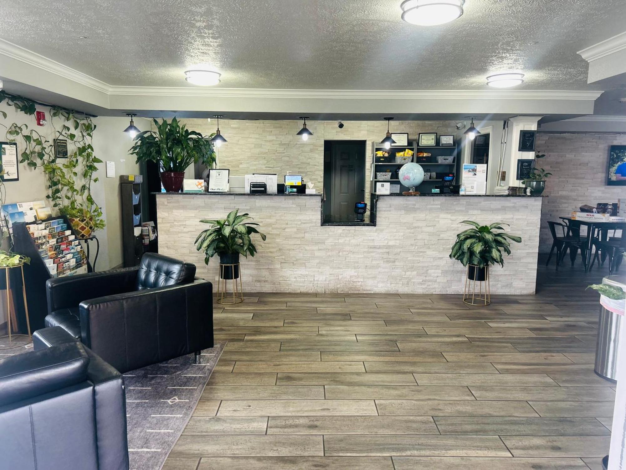 Quality Inn Central Roseburg Exterior photo